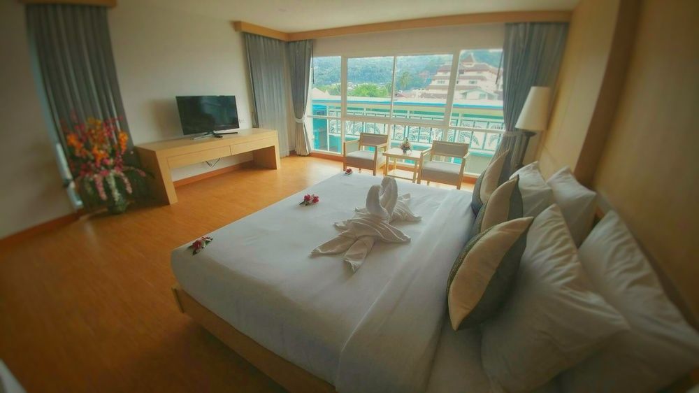 Phi Phi Harbour View Hotel-SHA Extra Plus Exterior foto