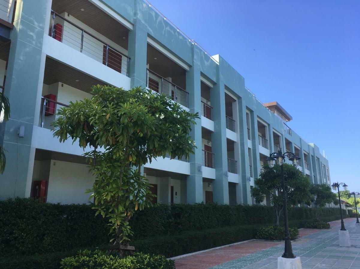 Phi Phi Harbour View Hotel-SHA Extra Plus Exterior foto